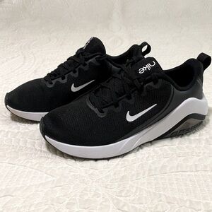 Nike Black and White Athletic Shoes